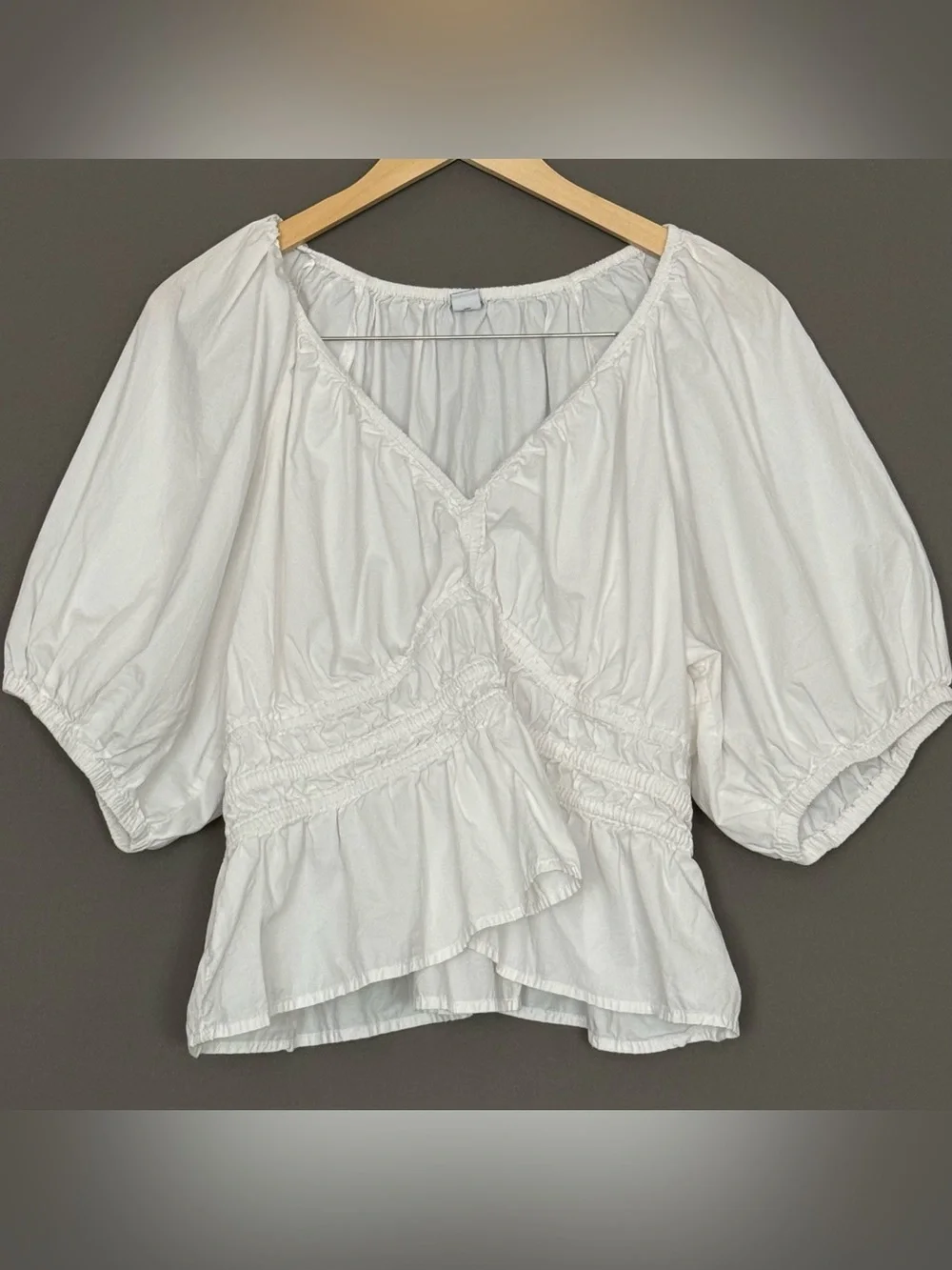 Old Navy Smocked V-Neck Peplum Puff Sleeve White Top Renfaire Prairie XL P
